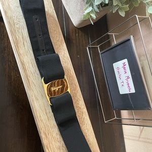 Salvadore ferragamo belt